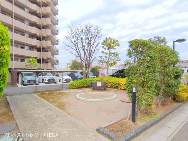 埼玉県戸田市大字新曽のマンション『藤和シティホームズ戸田』外観写真 2025年11月26日撮影