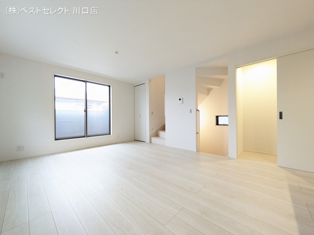 埼玉県川口市芝塚原１丁目の新築戸建て内装写真 2026年4月26日撮影