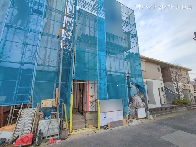 埼玉県川口市芝塚原１丁目の新築戸建てシート写真 2026年2月4日撮影