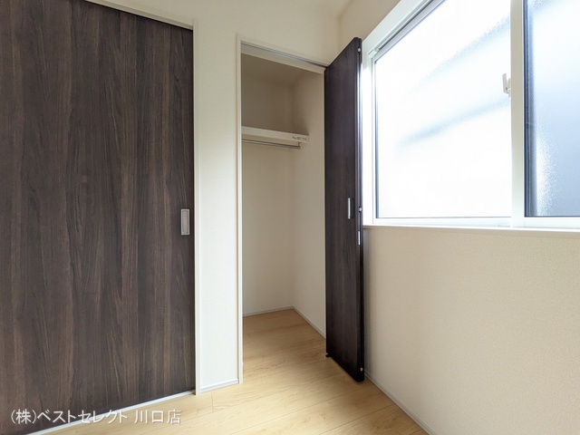 埼玉県川口市上青木西２丁目の新築戸建て収納(ウォークインクローゼット)写真 2026年2月25日撮影