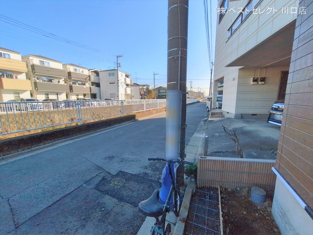 埼玉県川口市上青木西２丁目の新築戸建て外構写真 2026年1月12日撮影