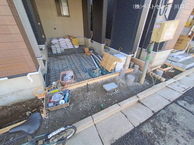 埼玉県川口市上青木西２丁目の新築戸建て外構写真 2026年1月12日撮影