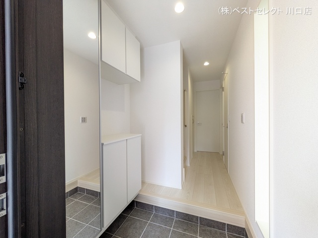 埼玉県川口市並木４丁目の新築戸建て玄関写真 2026年4月8日撮影