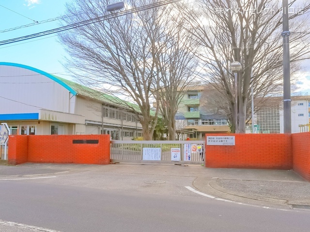 蕨市立中央小学校　距離600m