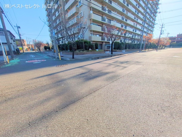 埼玉県戸田市喜沢南１丁目のマンション『ローヤルシティ川口西』外観写真 2025年4月8日撮影