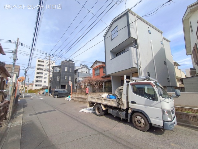 埼玉県川口市末広１丁目の新築戸建て外構写真 2026年2月26日撮影