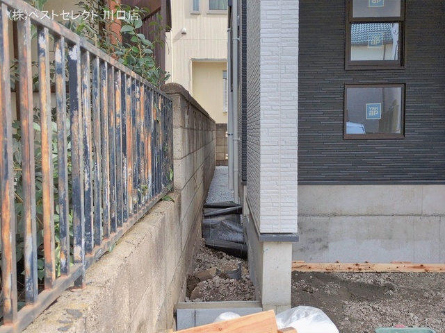 埼玉県川口市末広１丁目の新築戸建て外構写真 2026年2月26日撮影