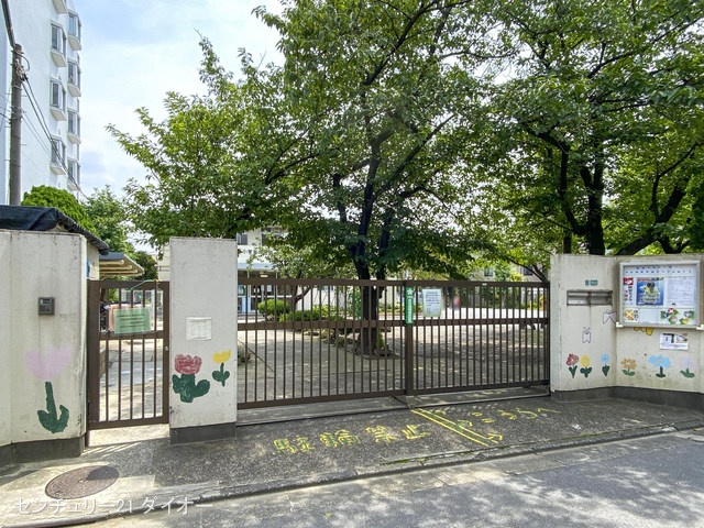 小菅東保育園 距離560m
