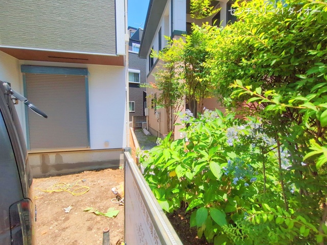東京都江戸川区江戸川1丁目の新築戸建て外構写真 2025年6月16日撮影