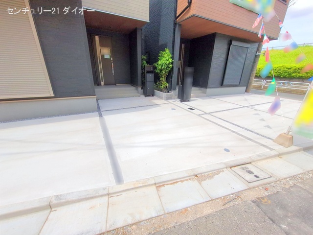 東京都江戸川区興宮町の新築戸建て完成写真 2025年5月8日撮影