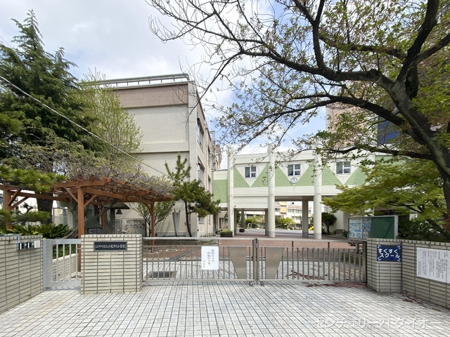 江戸川区立小松川小学校 距離510m