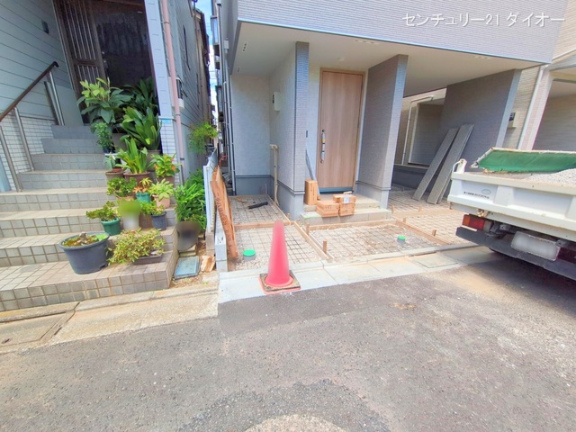 東京都江戸川区北小岩7丁目の新築戸建て外構写真 2025年7月17日撮影