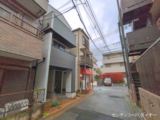 東京都江戸川区下篠崎町の新築戸建て外構写真 2026年4月1日撮影