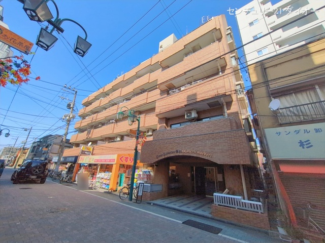 東京都葛飾区お花茶屋１丁目のマンション『ライオンズマンションお花茶屋駅前通り』外観写真 2026年1月29日撮影