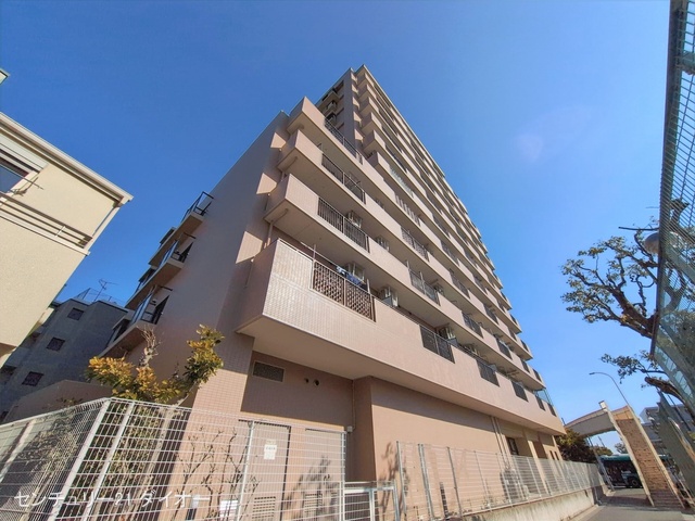 東京都葛飾区青戸8丁目のマンション『ヴェルアージュ亀有』外観写真 2026年1月29日撮影