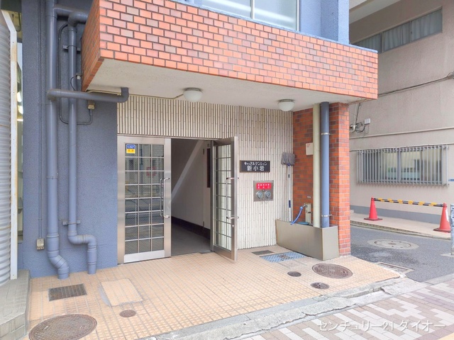 東京都葛飾区新小岩１丁目のマンション『キャッスルマンション新小岩』外観写真 2025年11月12日撮影