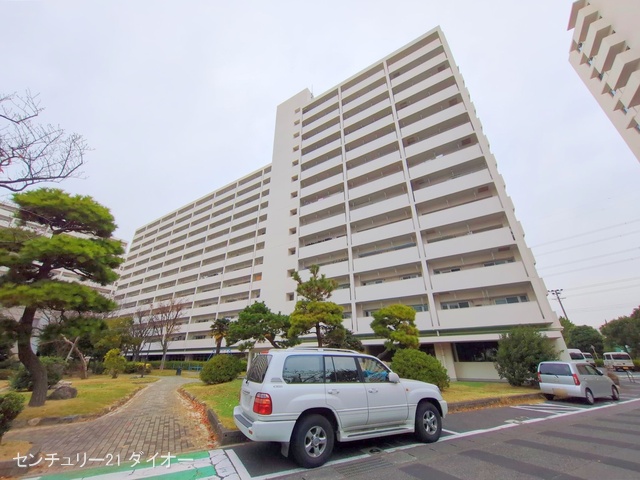 東京都江戸川区南葛西7丁目のマンション『なぎさニュータウン2号棟』外観写真 2025年12月2日撮影