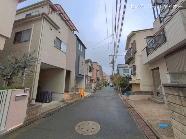 東京都江戸川区中央２丁目の新築戸建て完成写真 2026年3月30日撮影