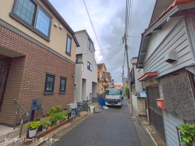 東京都江戸川区北小岩8丁目の新築戸建て外構写真 2026年6月8日撮影