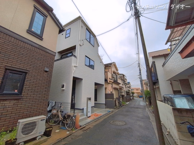 東京都江戸川区北小岩８丁目の新築戸建て完成写真 2026年7月1日撮影