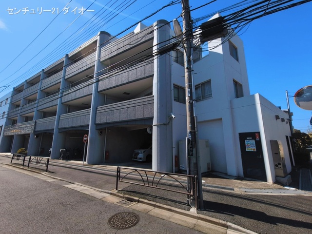 東京都葛飾区東水元5丁目のマンション『ダイアパレスホワイトテラス・グランディア水元公園』外観写真 2026年3月10日撮影