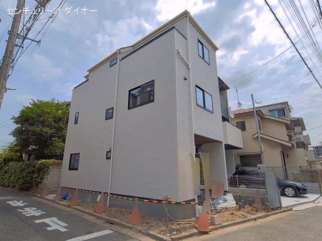 東京都江戸川区東小松川２丁目の新築戸建て外構写真 2026年6月23日撮影