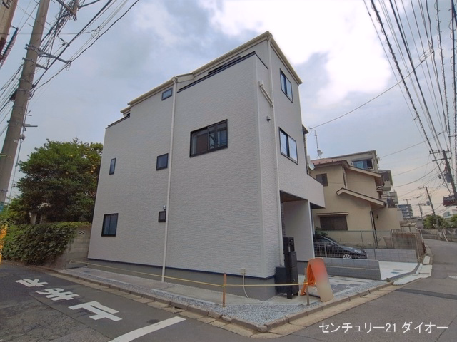 江戸川区東小松川2丁目（戸建）01