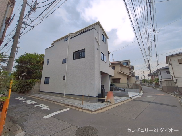 新築戸建て 江戸川東小松川3期 1号棟 完成