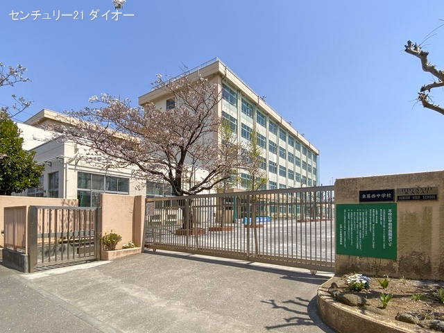 江戸川区立東葛西中学校