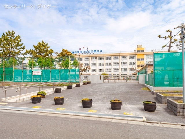 江戸川区立第四葛西小学校