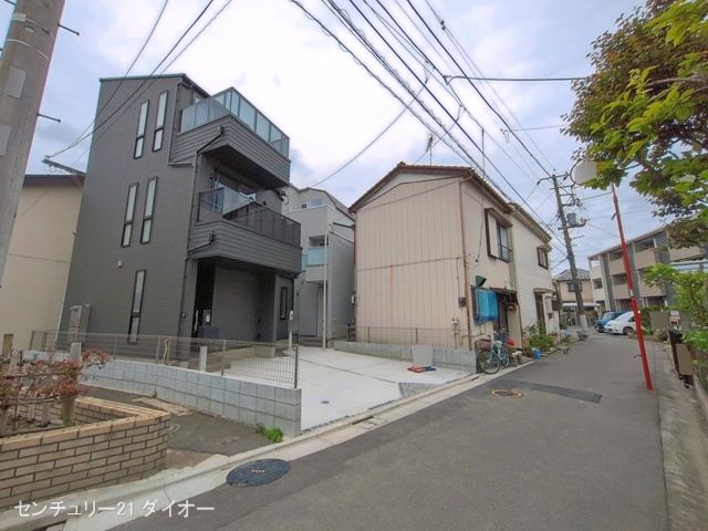 東京都江戸川区鹿骨５丁目の新築戸建て完成写真 2026年4月29日撮影