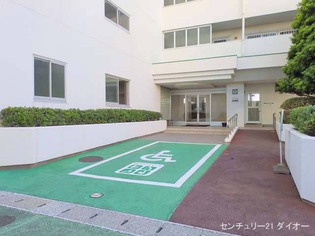 東京都江戸川区南葛西7丁目のマンション『なぎさニュータウン4号棟』外観写真 2025年9月24日撮影