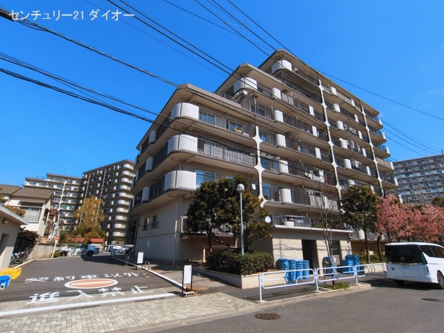 東京都江戸川区船堀１丁目のマンション『ハイラーク船堀』外観写真 2026年3月8日撮影