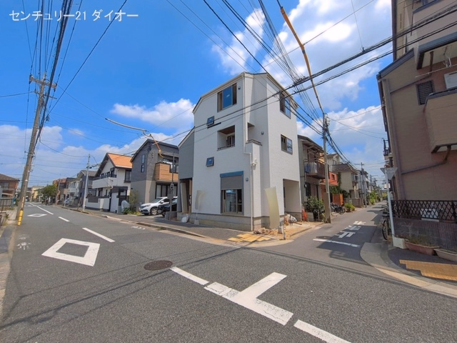 新築戸建て 江戸川興宮町 1号棟 外構