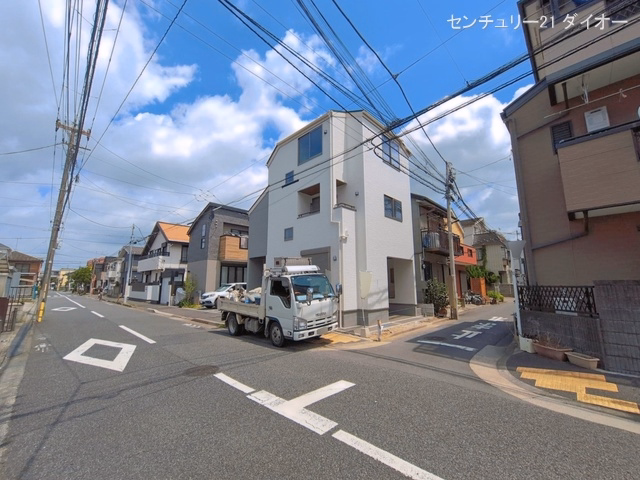 新築戸建て 江戸川興宮町 1号棟 外構