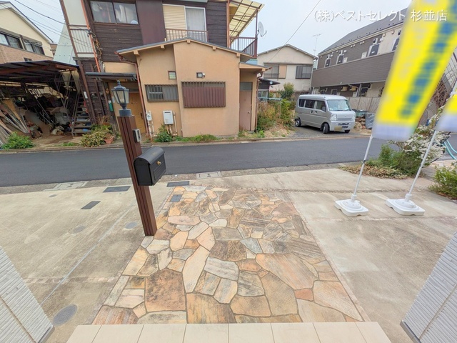 東京都杉並区下井草3丁目の中古戸建て完成写真 2025年3月23日撮影