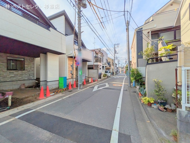 東京都杉並区成田東2丁目の新築戸建て外構写真 2025年8月6日撮影