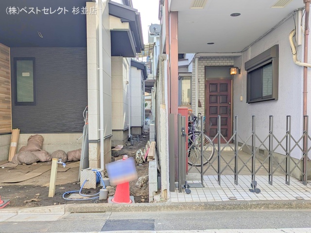 東京都杉並区成田東2丁目の新築戸建て外構写真 2025年8月6日撮影