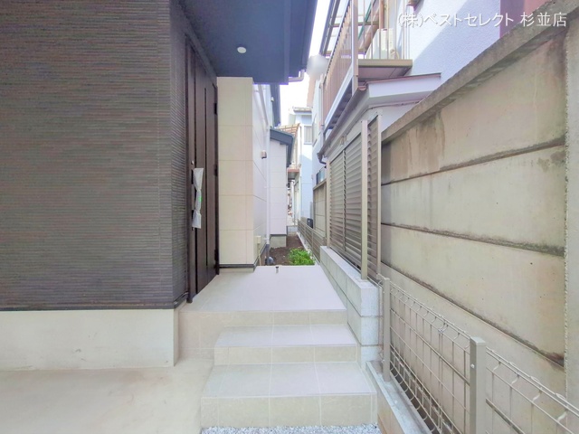 東京都杉並区成田東2丁目の新築戸建て完成写真 2025年10月2日撮影