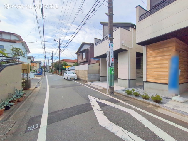 東京都杉並区成田東2丁目の新築戸建て完成写真 2025年10月2日撮影