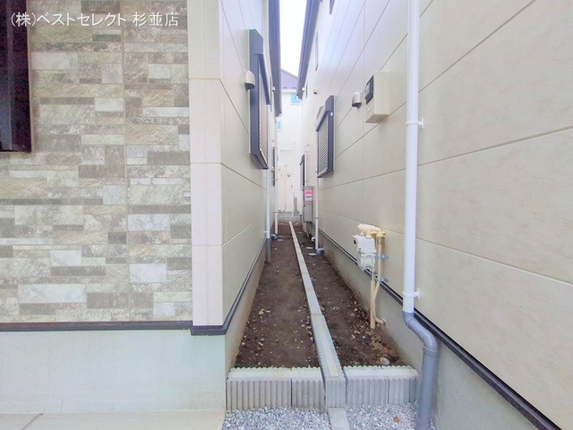 東京都杉並区成田東2丁目の新築戸建て完成写真 2025年10月2日撮影