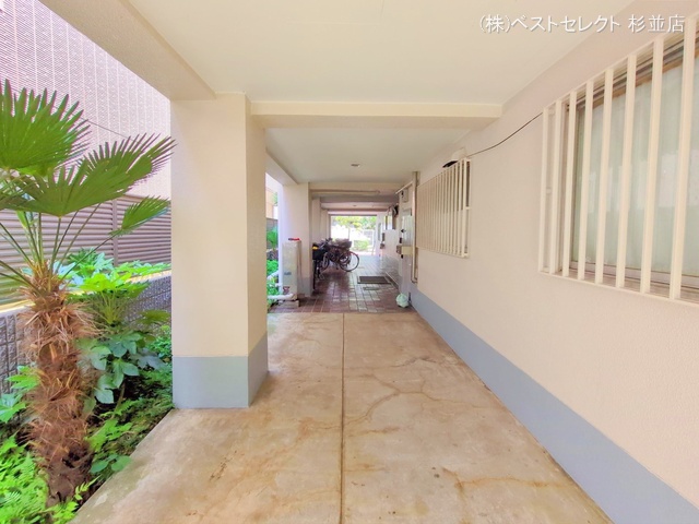 東京都中野区本町3丁目のマンション『矢崎コープ』外観写真 2025年7月21日撮影