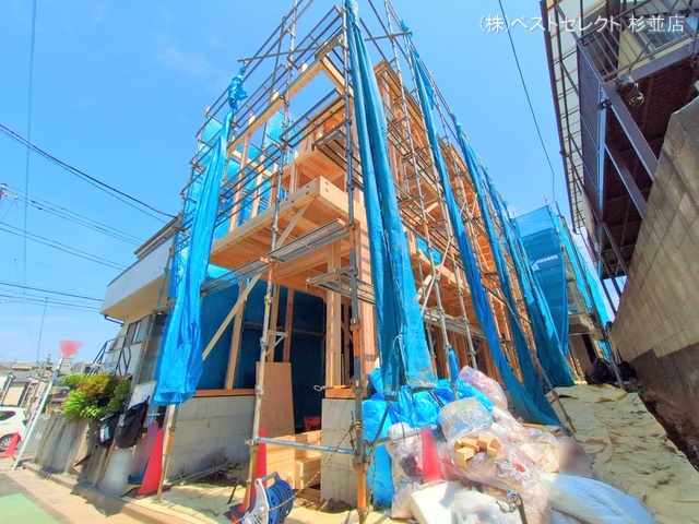東京都中野区南台4丁目の新築戸建て上棟写真 2025年6月29日撮影