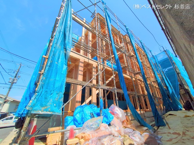 東京都中野区南台4丁目の新築戸建て上棟写真 2025年6月29日撮影