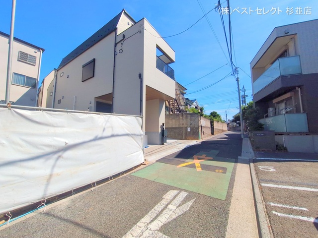 東京都中野区南台4丁目の新築戸建て完成写真 2025年9月24日撮影