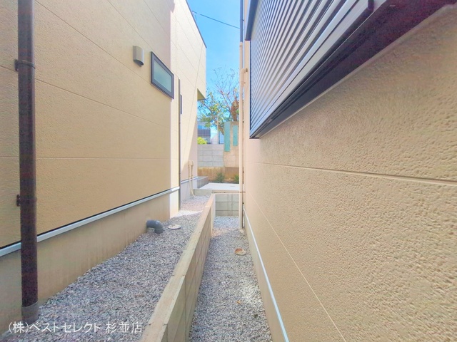 東京都中野区南台4丁目の新築戸建て完成写真 2025年9月24日撮影