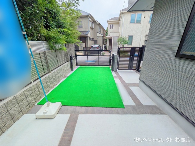 東京都杉並区宮前4丁目の新築戸建て完成写真 2025年6月8日撮影