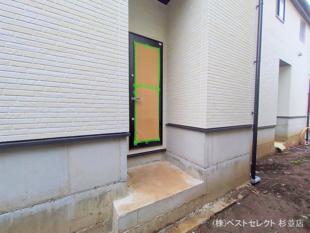 東京都中野区鷺宮4丁目の新築戸建て外構写真 2025年10月15日撮影