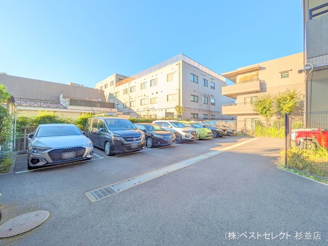 東京都杉並区高井戸東2丁目のマンション『クレストフォルム高井戸南』外観写真 2024年11月7日撮影