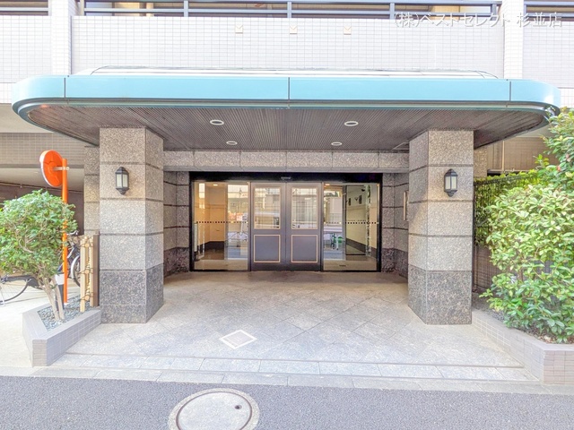 東京都杉並区高井戸東2丁目のマンション『クレストフォルム高井戸南』外観写真 2024年11月7日撮影